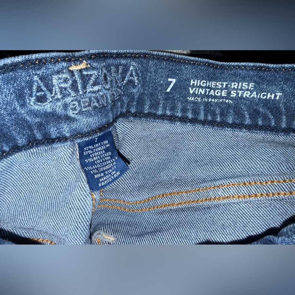 Arizona Jean Company Dark Blue Distressed Skinny Jeans​ - Picture 3 of 3
